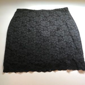 Lace pencil skirt